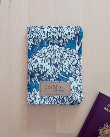Protège Passeport TRAVEL Feuillages Vert Paon
