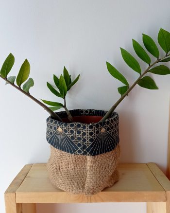 Cache-pot FLORA Ø13cm Toile de Jute / Cannage ardoise – Image 2