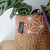 Cache-pot FLORA Ø9cm Toile de Jute / Asanoha curry – Image 3