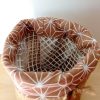 Cache-pot FLORA Ø9cm Toile de Jute / Asanoha curry – Image 2